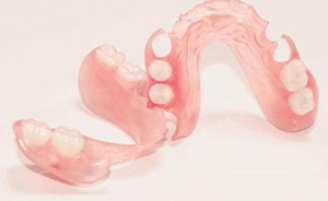 Nadelen van Nylon Dentures